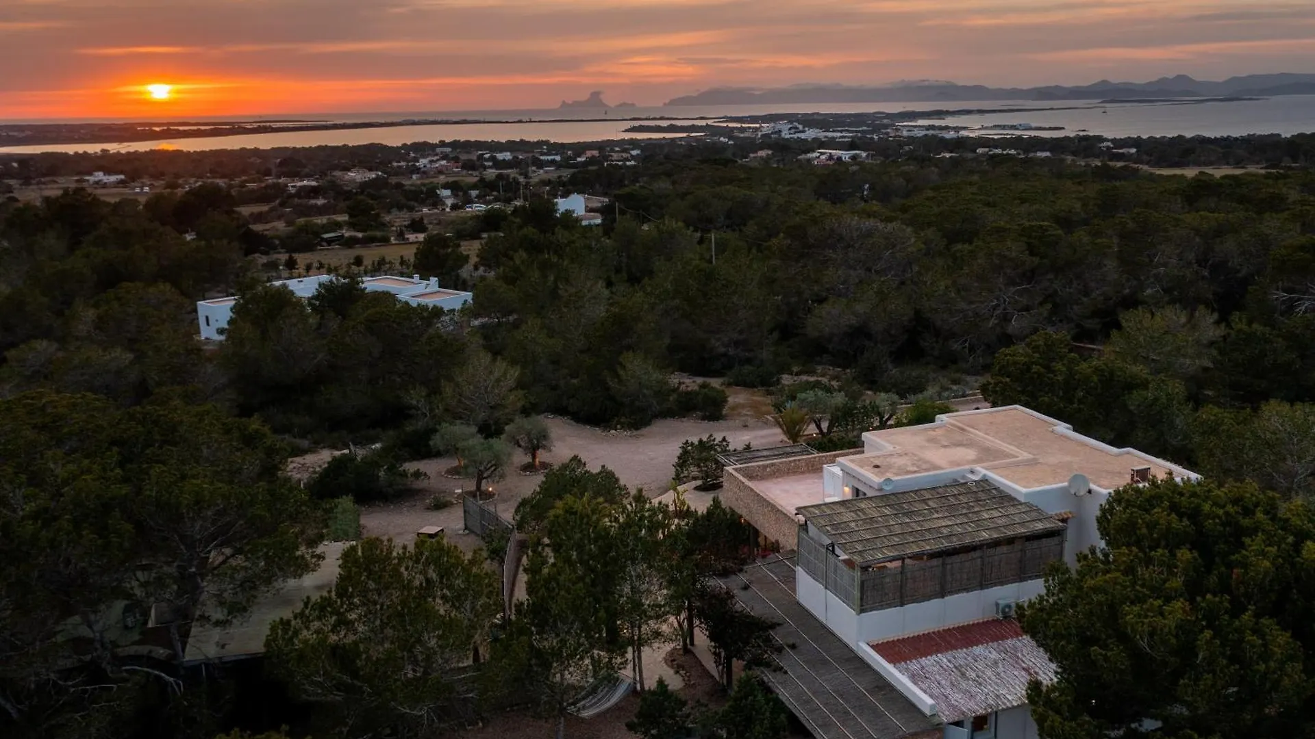 Villa Shangri-La Sant Ferran de Ses Roques