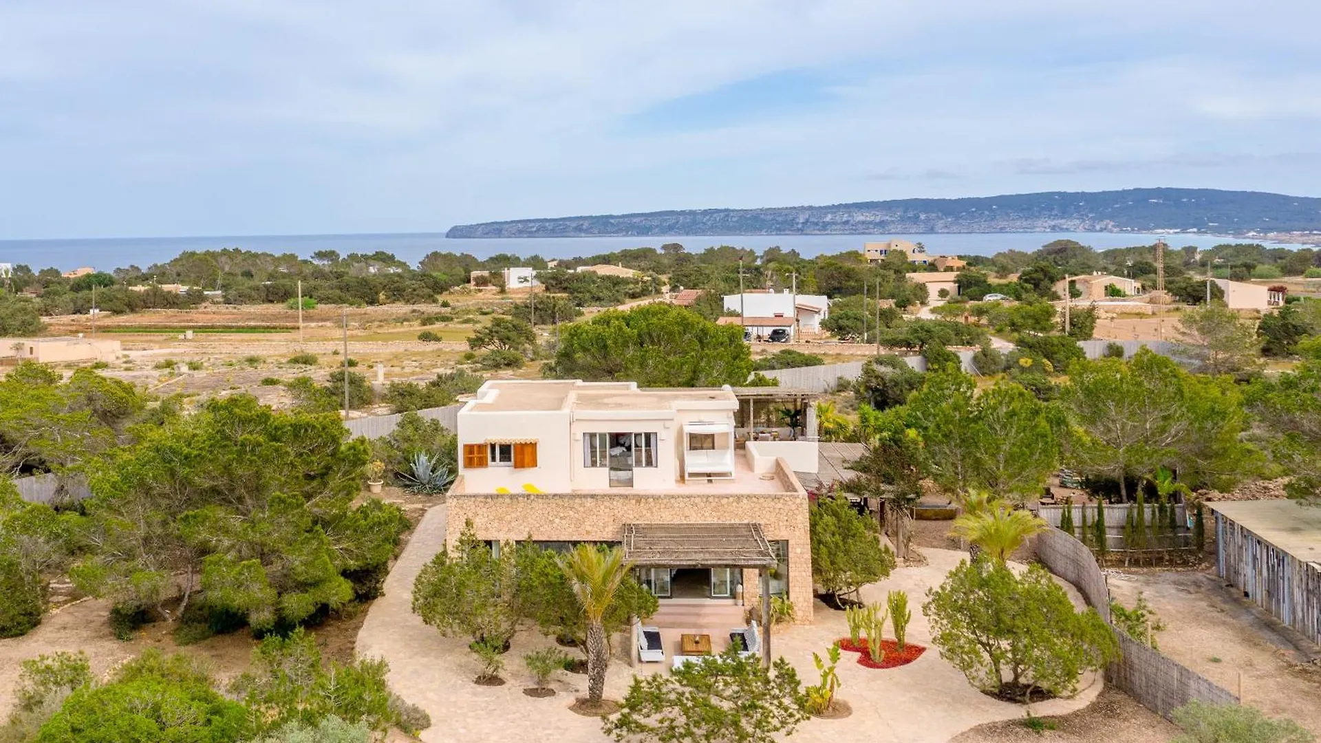Villa Shangri-La Sant Ferran de Ses Roques Spain