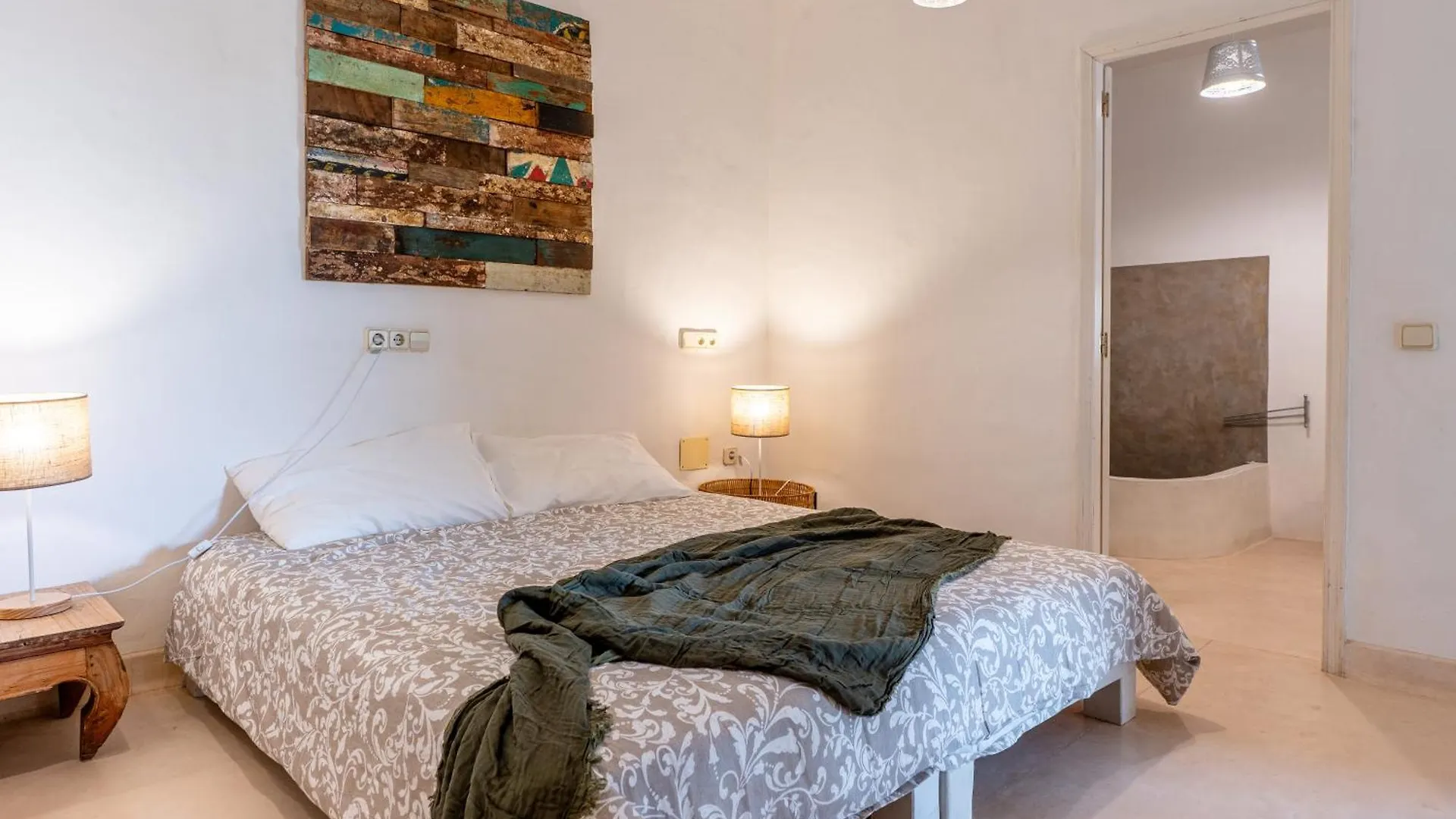 Villa Shangri-La Sant Ferran de Ses Roques Spain